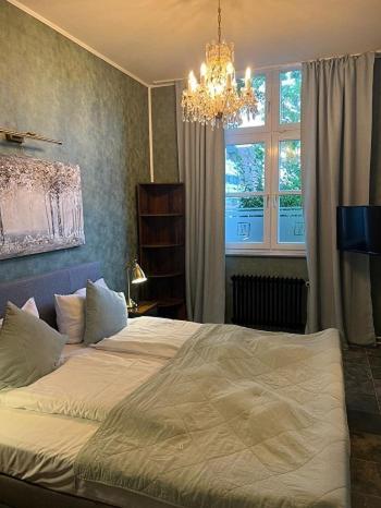 Ferienwohnung Alte Schule 22 Am Saseler Markt 2 Schlafzimmer & Baeder Hochwertig Hamburg Kültér fotó